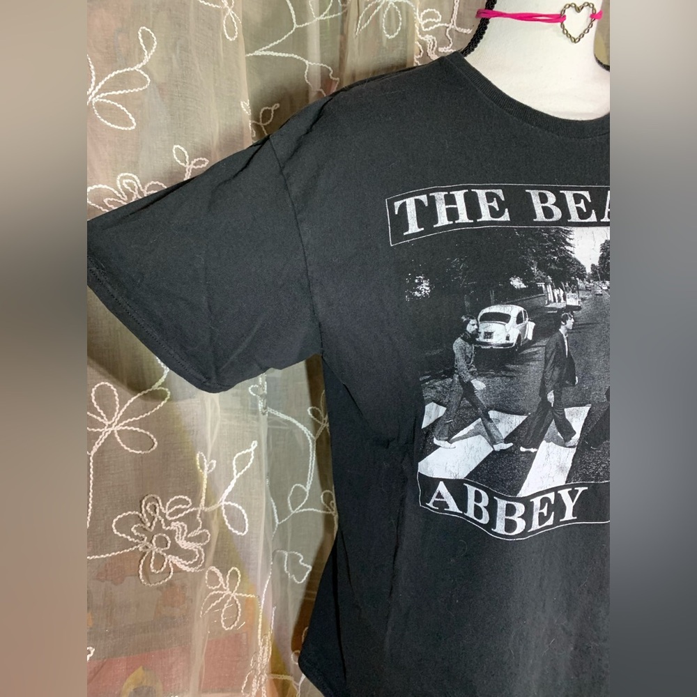 Beatles Abbey Road Black and White Tee Shirt - Picture 4 of 10